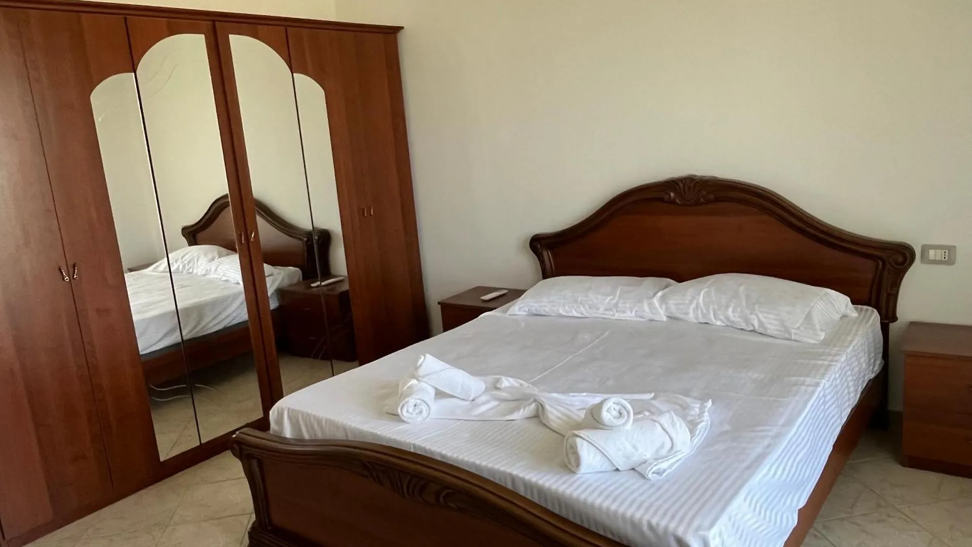 Eneo House Villa Durres Albania